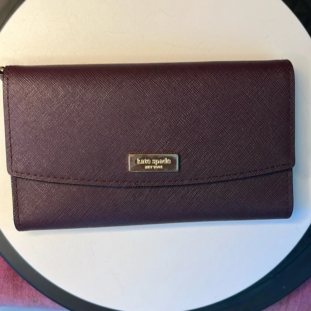 Kate Spade  Plum   Snappy   long wallet  EUC phone holder  card case  ID wallet